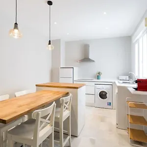  Apartamento Luminoso Tercera Planta España